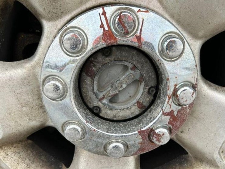 2011-ford-f350-image-68