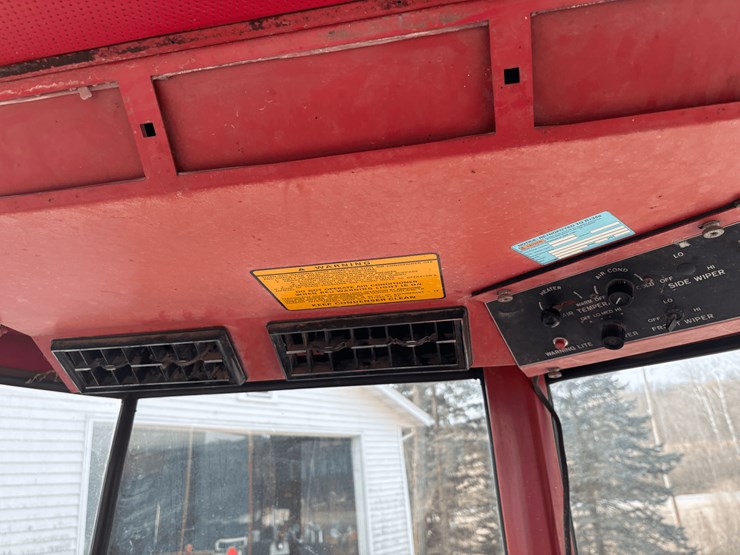 1974-oliver-2255-image-13