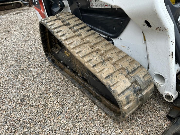 2022-bobcat-t76-image-13