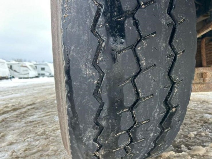 2017-western-star-4700-image-85