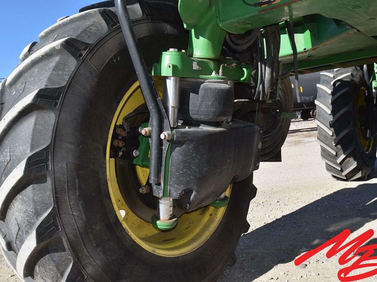 2018-john-deere-r4038-image-28