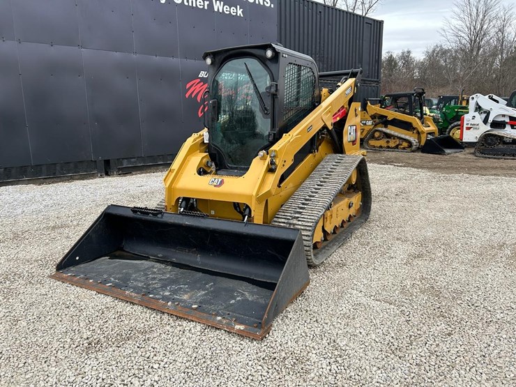 2023-caterpillar-299d3-image-8