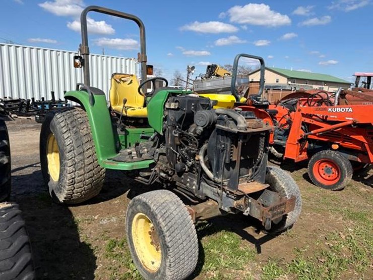 john-deere-4700-image-4