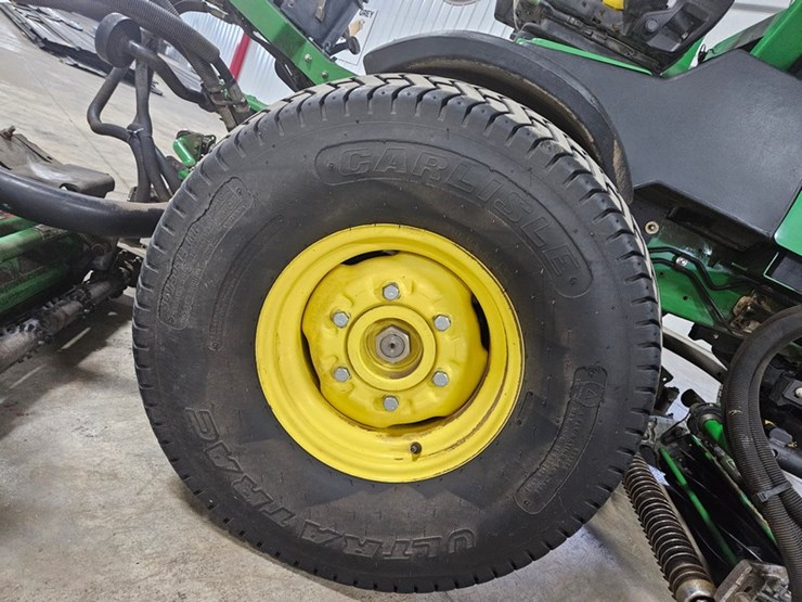 john-deere-7500-image-32