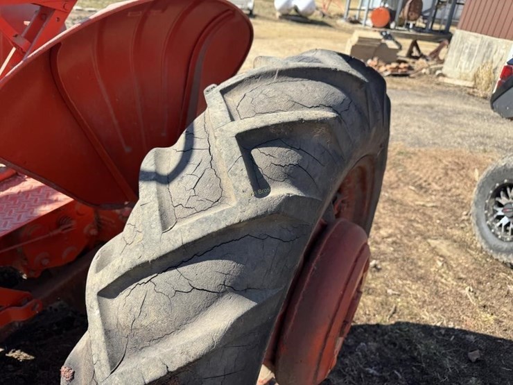 case-vac-tractor---off-site-image-9