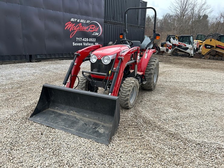 2015-massey-ferguson-1734e-image-8