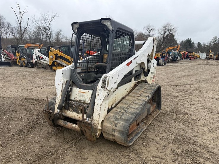 2019-bobcat-t770-image-8