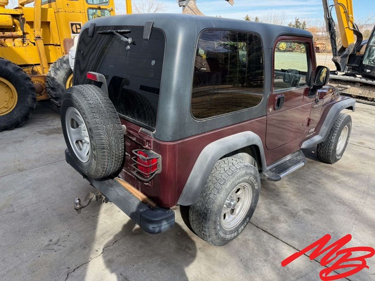 2004-jeep-wrangler-sport-image-5