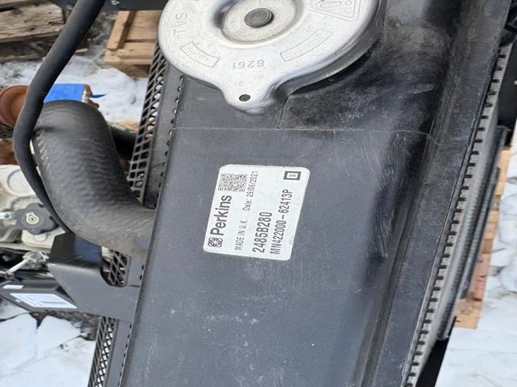 perkins-404d-22t-diesel-engine-image-7