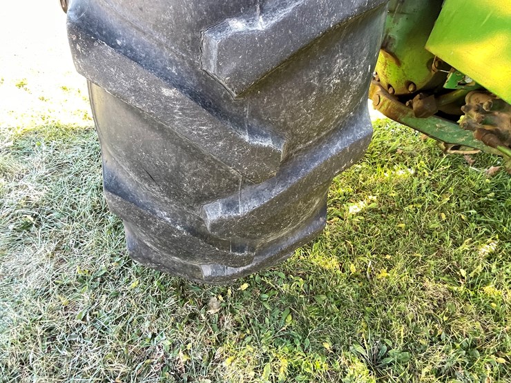 john-deere-4020-image-40