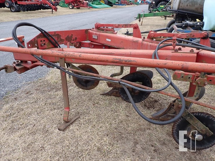 international-720-image-8