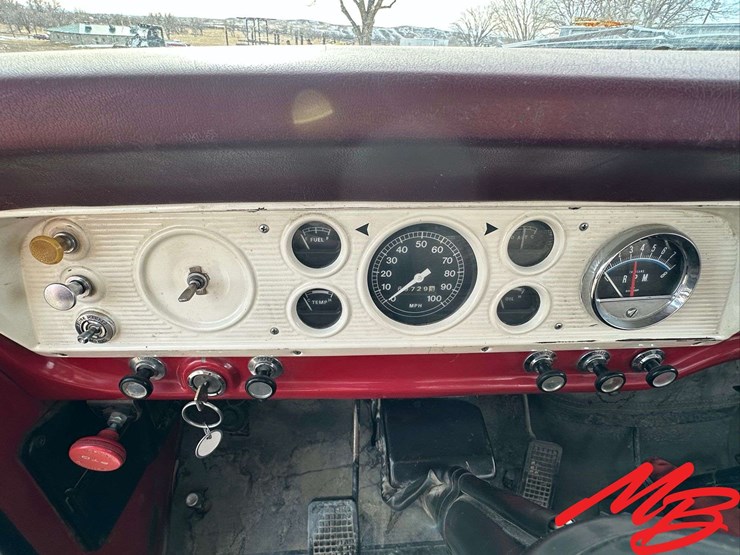 1971-ford-600-image-18