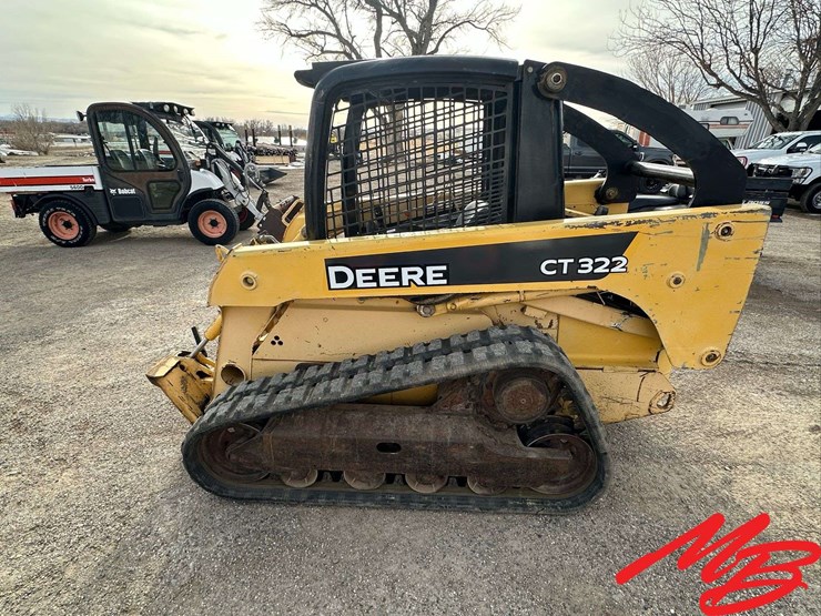 deere-ct322-image-3