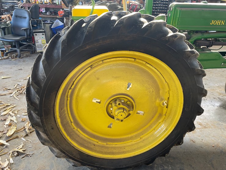 1952-john-deere-b-image-29