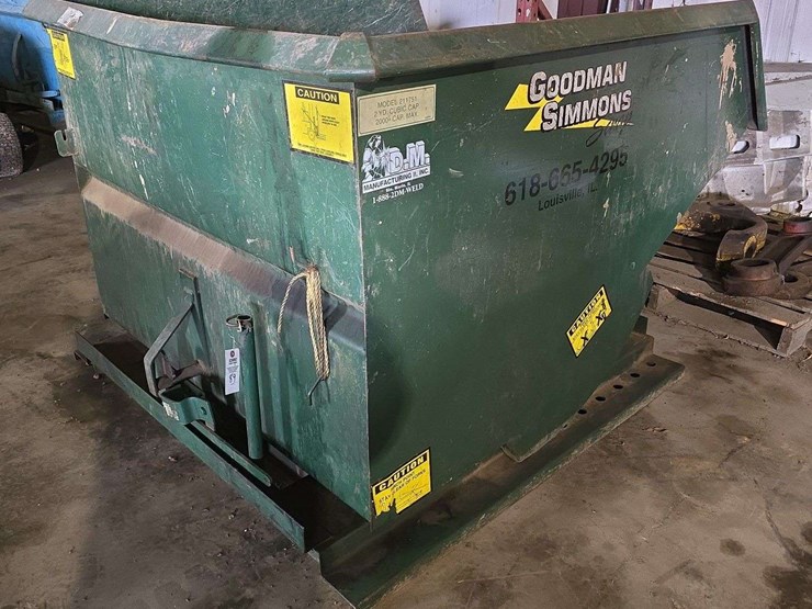 2-yard-cubic-2000lb-capacity-self-dumping-hopper/dumpster,-made-by-d.m-manufacturing-image-1