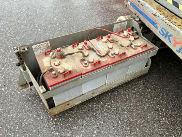 2009-skyjack-sjiii3219-image-14