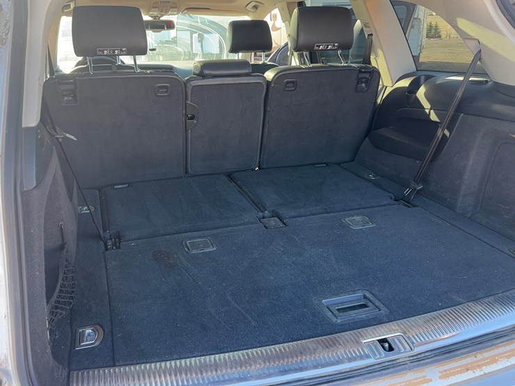 2011-audi-q7-image-12