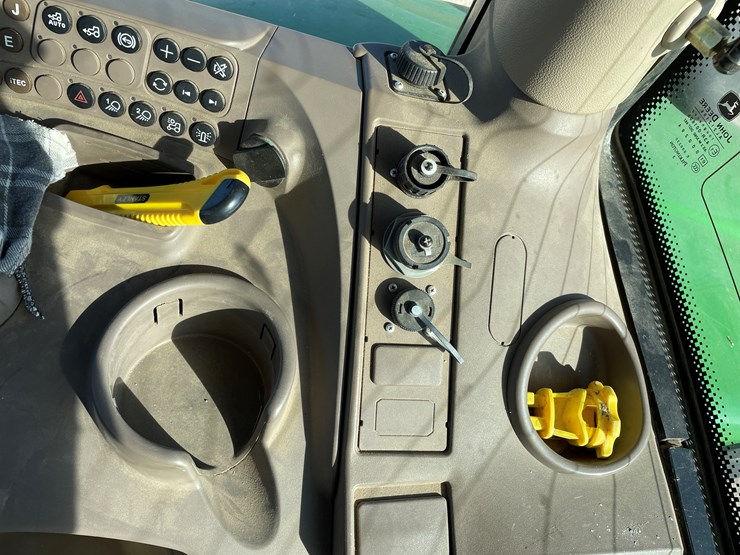 john-deere-6150r-image-74