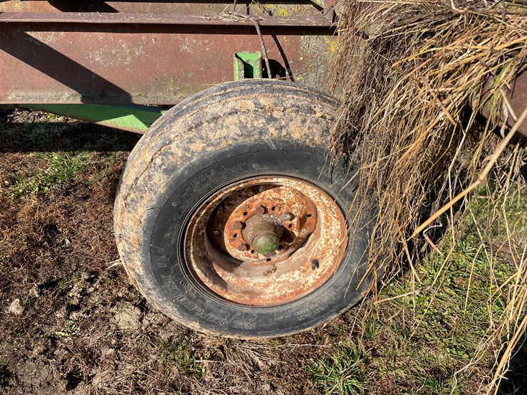 #6035-•-homemade-bale-mover-on-running-gear-image-25