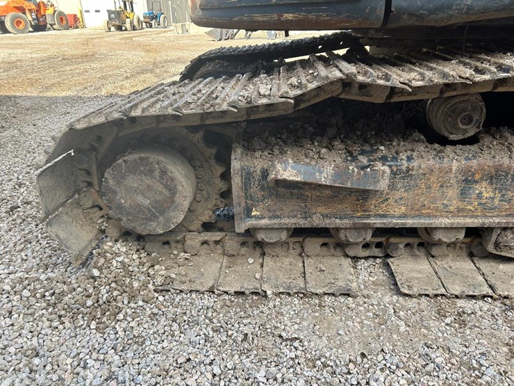 2019-hyundai-hx145-lcr-image-10