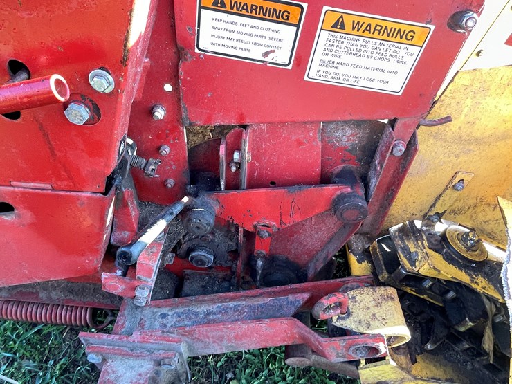 new-holland-790-image-12