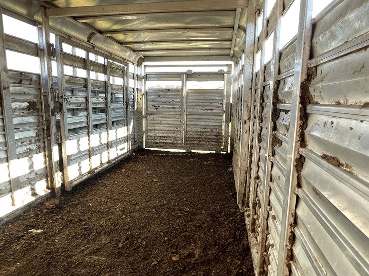 #6019-•-2014-kiefer-aluminum-cattle-trailer-(wi-title-in-delay)-image-14