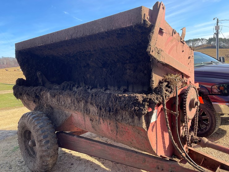 #6016-•-nu-hawk-manure-spreader-image-2