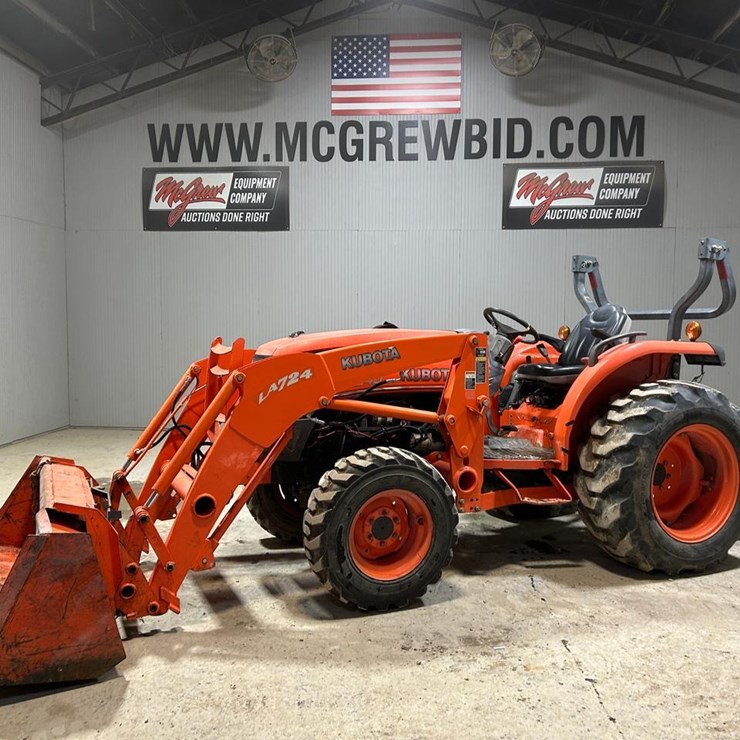 KUBOTA LA724
