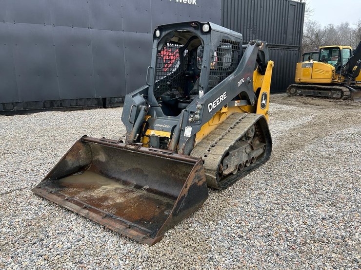 2020-deere-317g-image-8