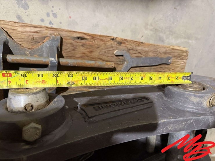 2019-case-cx130c-image-8