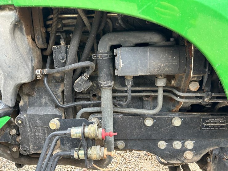 john-deere-4520-image-11