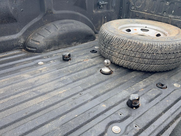 2018-ford-f350-xl-image-12