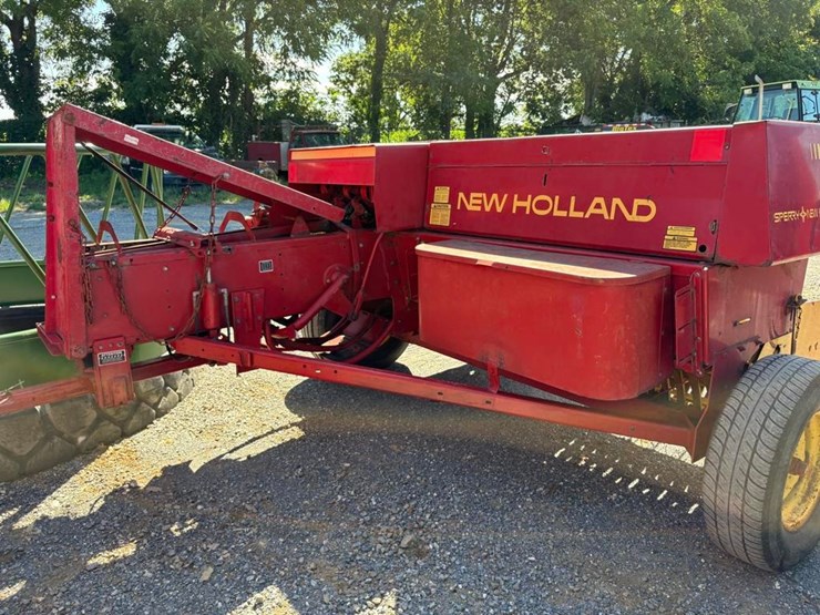 new-holland-316-image-4