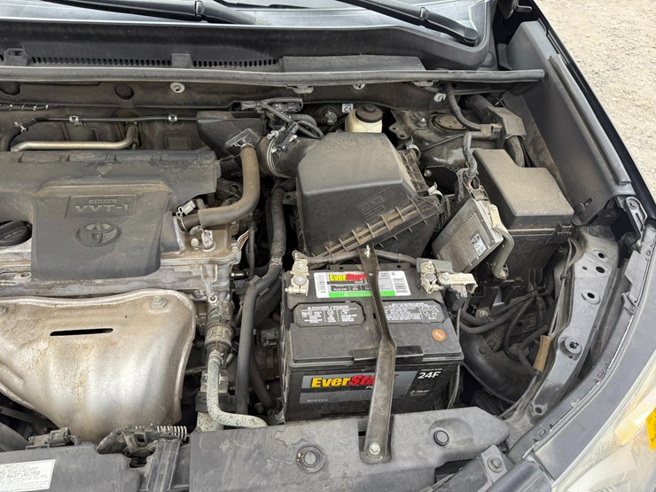 2018-toyota-rav4-image-38