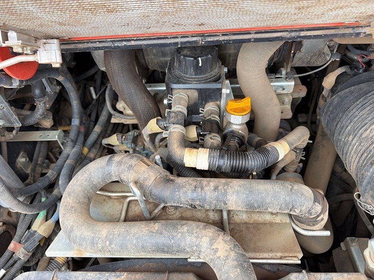 2024-kubota-svl97-2-image-9