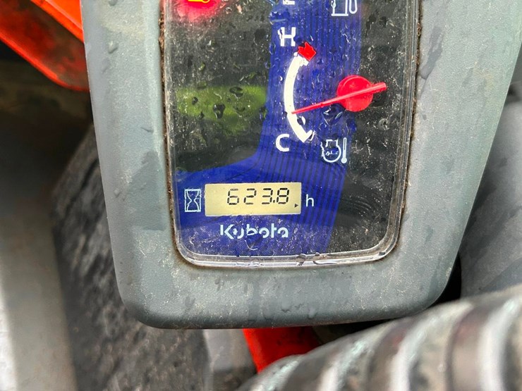 2019-kubota-ssv75-image-18