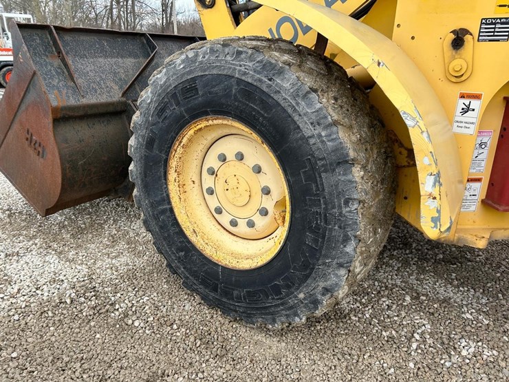 new-holland-lw110-image-16