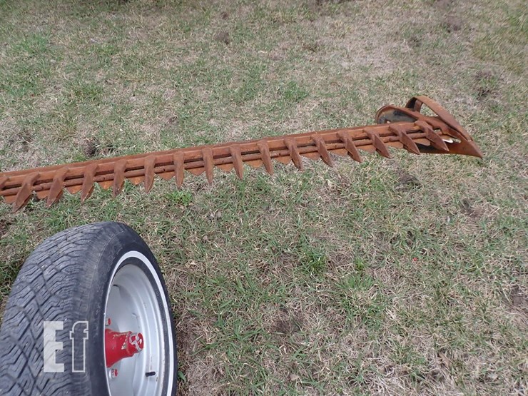 case-ih-1100-image-4