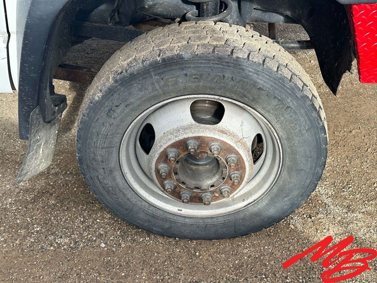 2010-dodge-ram-4500-image-11