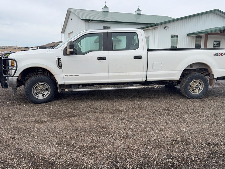 2018-ford-f350-xl-image-2