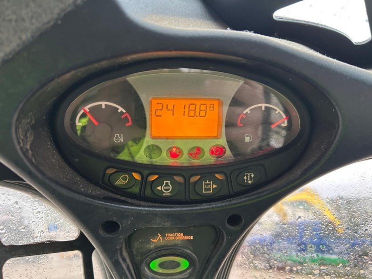 2017-bobcat-s650-image-26