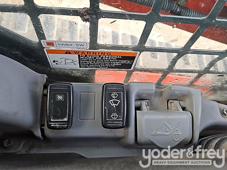 2020-kubota-svl75-2-image-28