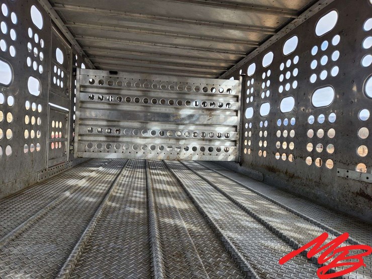 2014-merritt-53'-x-image-30