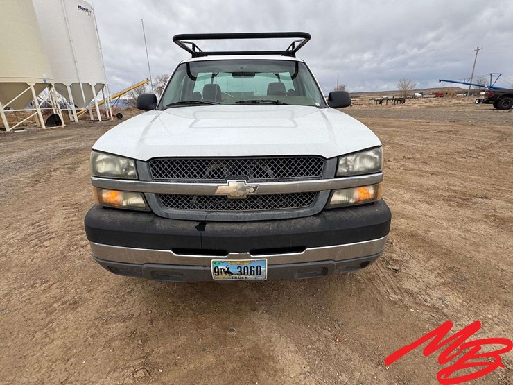 2003-chevrolet-silverado-2500-image-2