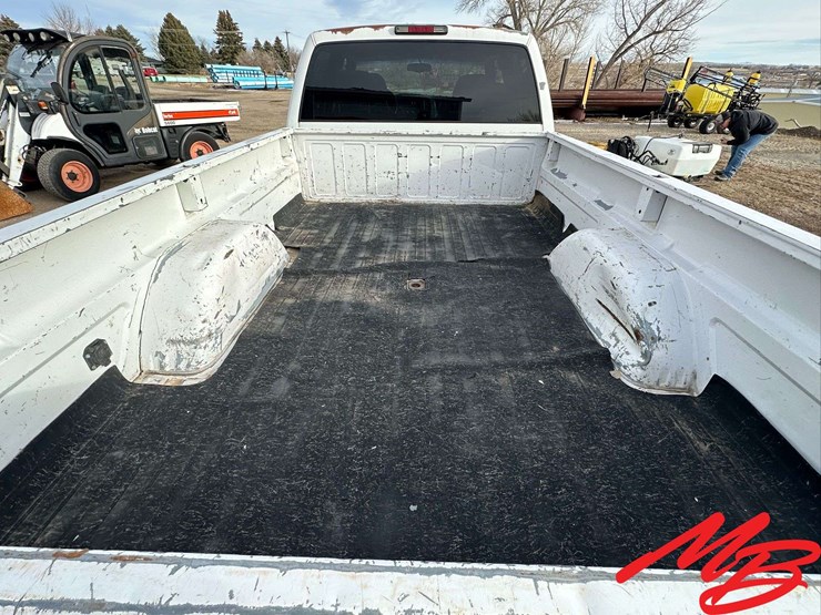 1997-gmc-3500-image-13