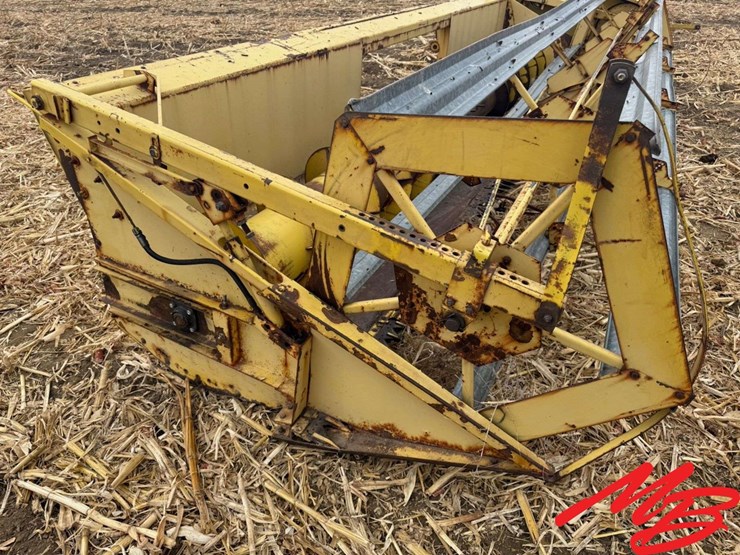 new-holland-960-image-15