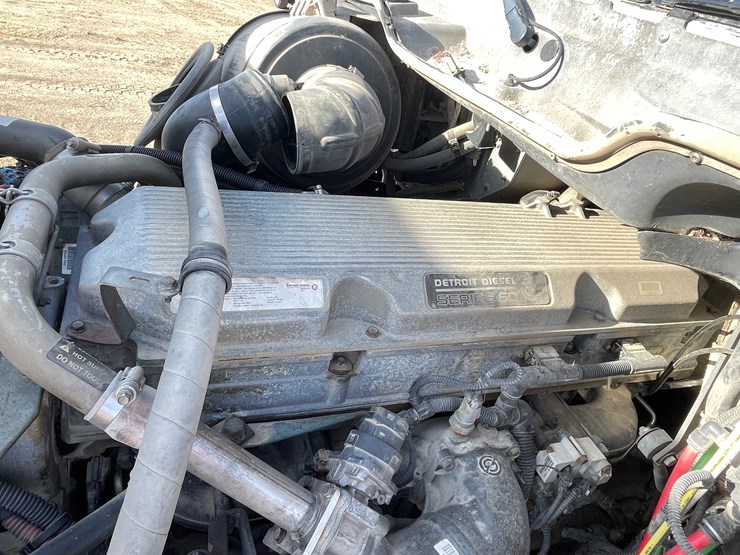 #6036-•-2009-freightliner-semi-(wi-title-in-delay)-image-44