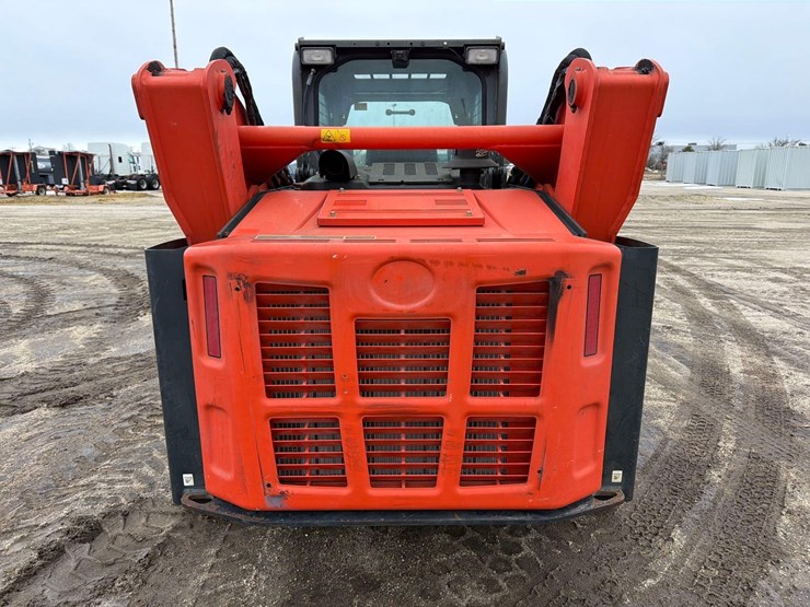 2022-kubota-svl97-2-image-6