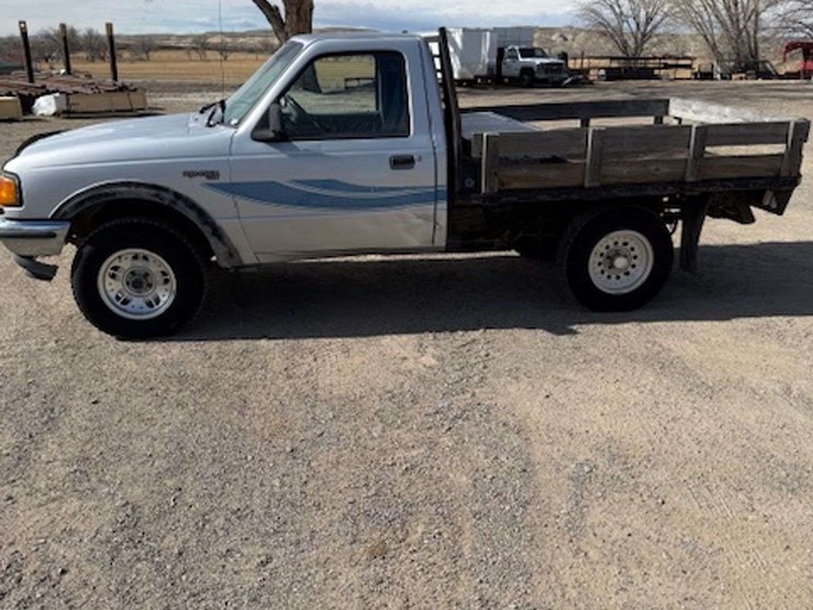 1993-ford-ranger-xl-image-1