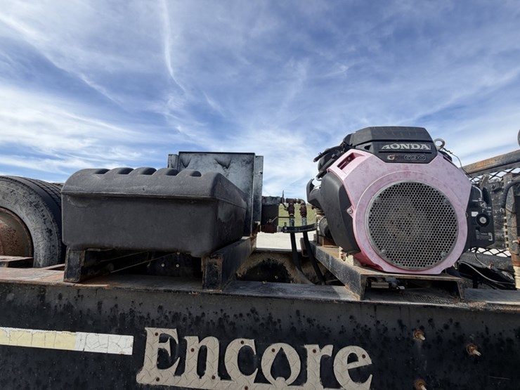 2008-r&r-flatbed-winch-trailer-image-13